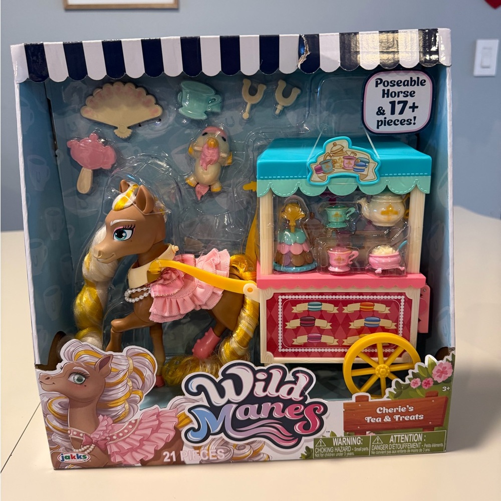 Poseable Horse and Tea Cart Playset